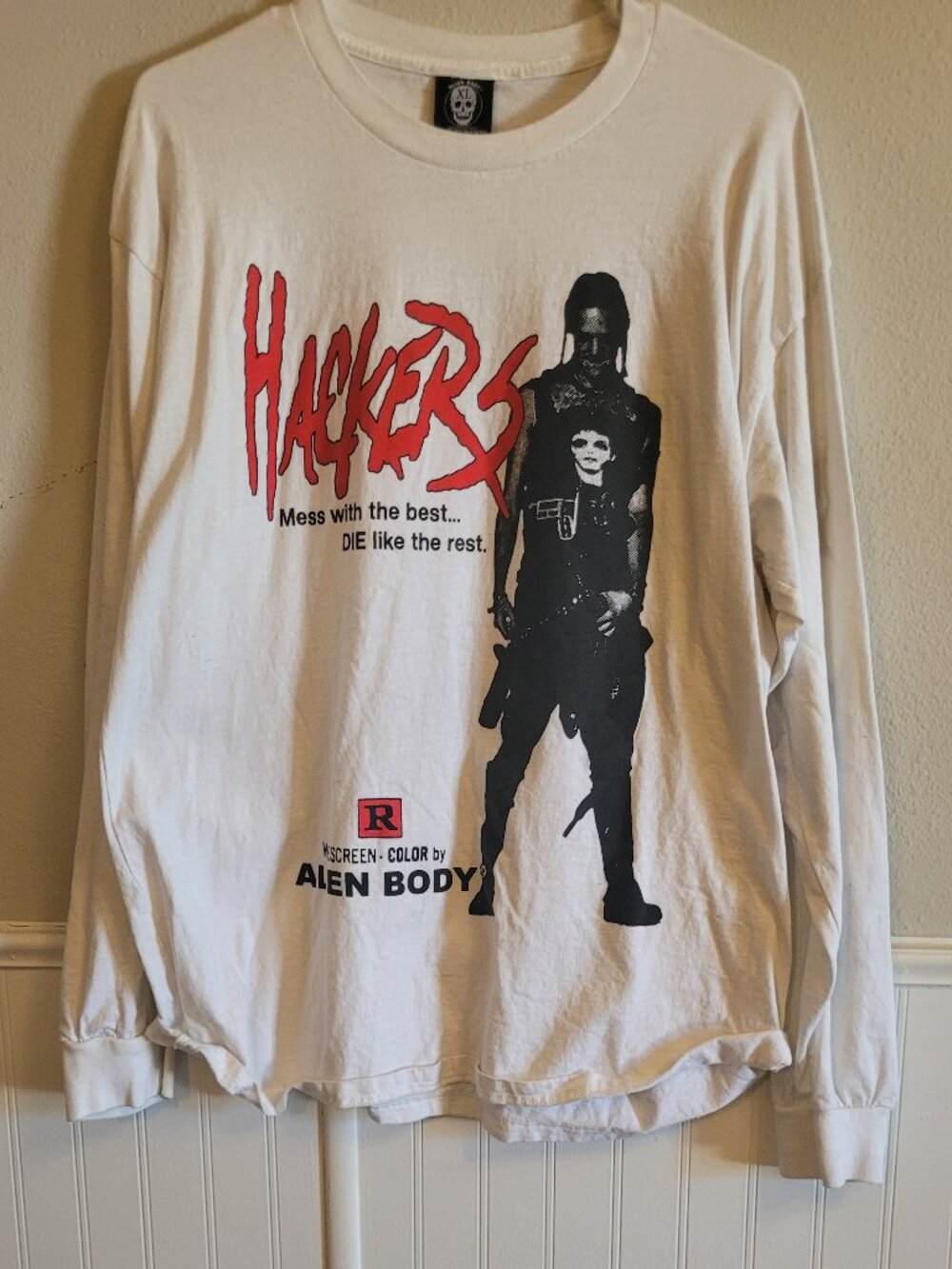Alien Body Hackers Movie Long Sleeve Graphic Tee XL